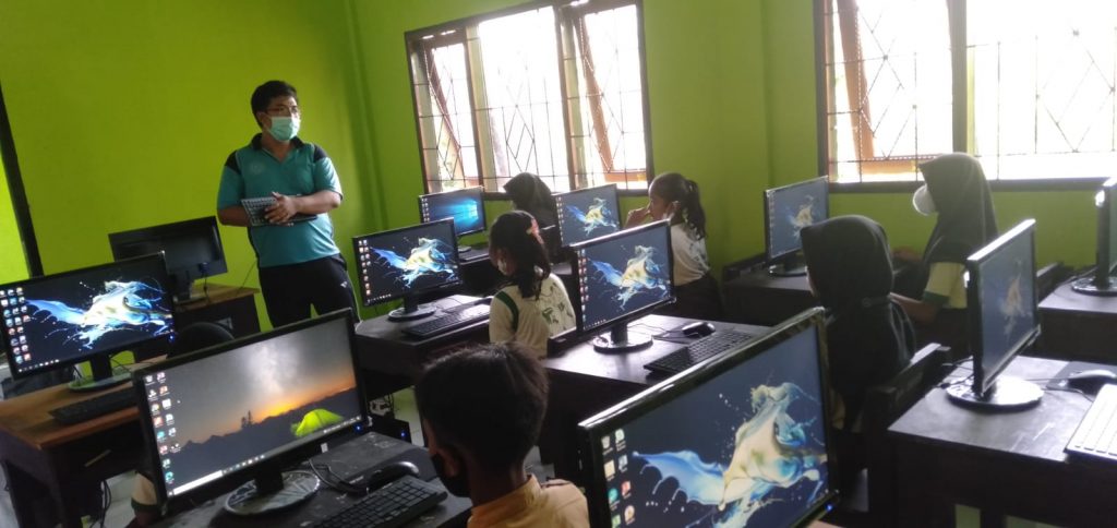 Mencetak Pemimpin Masa Depan